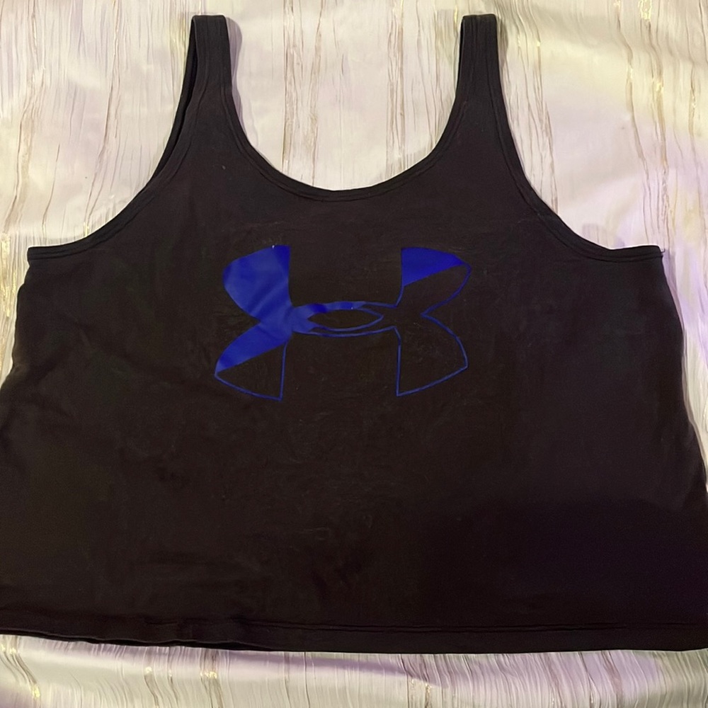 Under armor crop tank top
